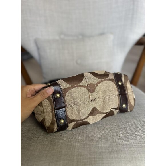 Coach Carly Signature Hobo Bag Brown Sz M Jacquard Shoulder Bag Bronze Hardware - Picture 7 of 13